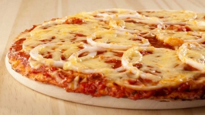 Pizza Bolognese